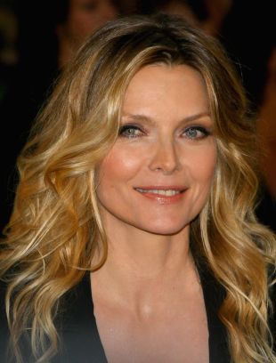 Michelle Pfeiffer | Biography, Movie Highlights and Photos | AllMovie